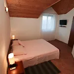 Villa Venecija Povlja